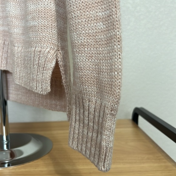 Women’s Hooded Lightweight Spring Sweater - Picture 5 of 6